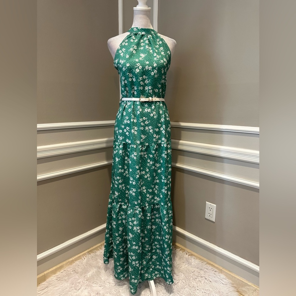 Elegant Green Floral Halter Maxi Dress